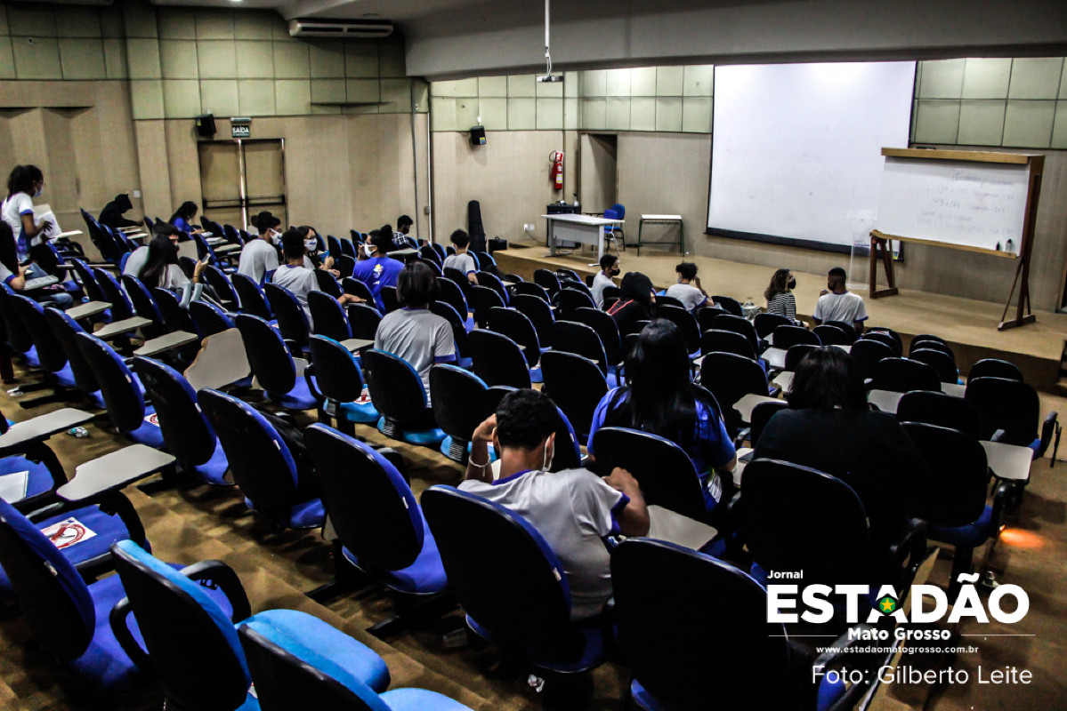 Seduc realiza semana de prevenção e combate ao bullying e cyberbullying