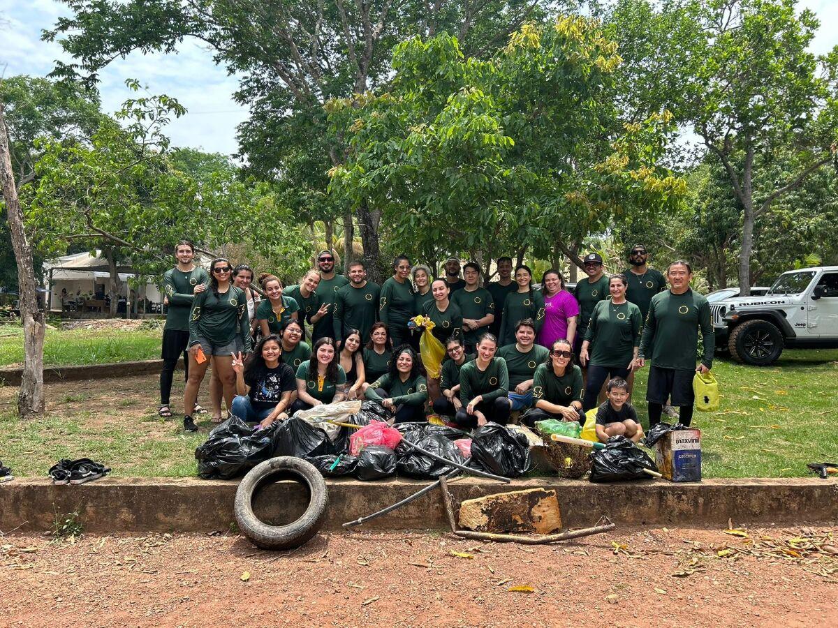 Projeto Guas Limpas Retira Kg De Lixo Do Rio Claro Estad O Mt