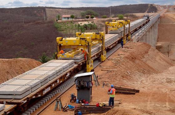 OBRAS PUBLICAS - FERROVIA