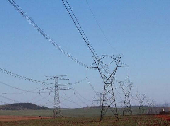 Torre de distribuição de energia
