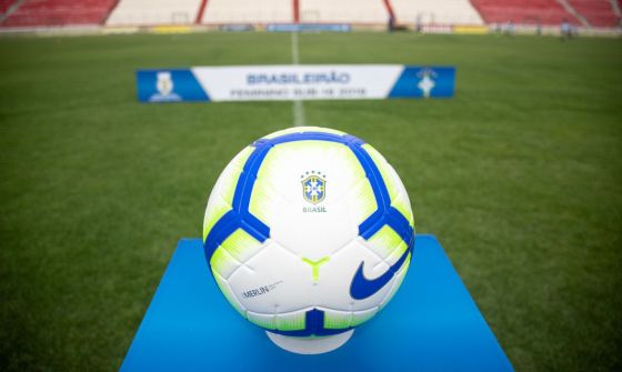 Bola de futebol 
