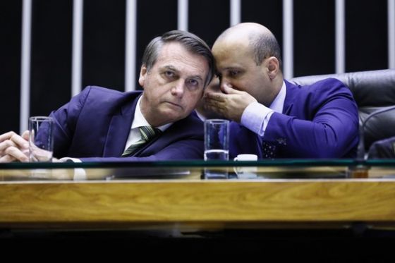 Bolsonaro e Major Vitor Hugo