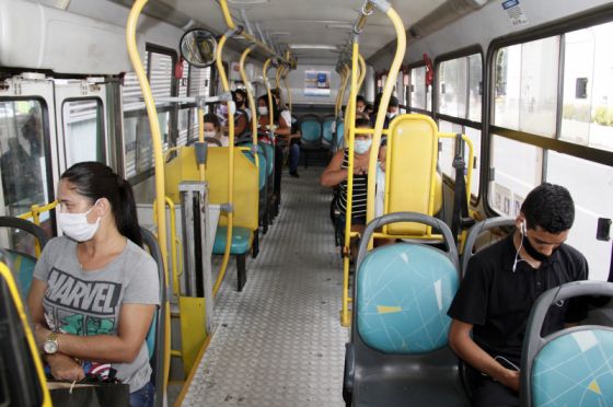 Ônibus 