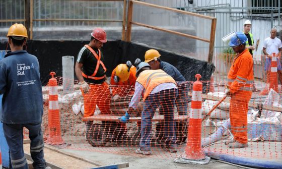 construção civil trabalhador carteira de trabalho emprego desemprego