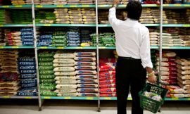Inflação perde força pelo 2º mês seguido e fecha abril em 0,43%