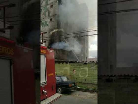 Fogo em prédio BH