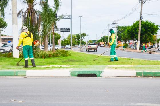 mutirão de limpeza urbana 