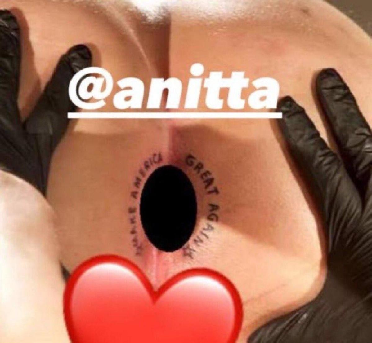 Anita tatuagem no cu