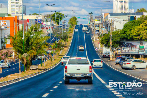 avenida fernando correa.jpg