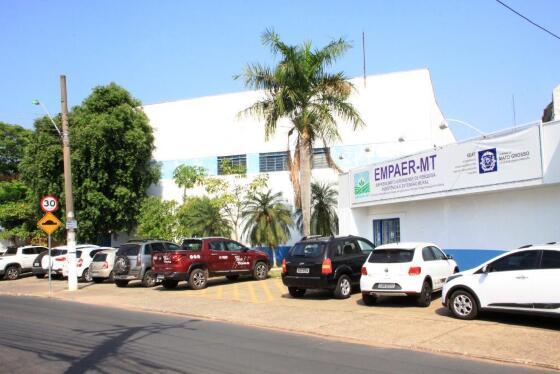 Empaer