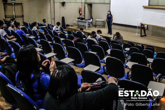 SALA DE AULA ESCOLA COLEGIO ALUNOS (4).jpg