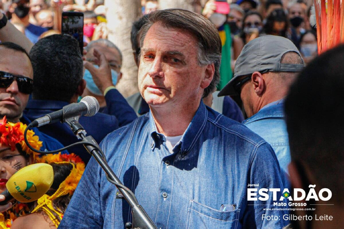 Exército aceita matricular filha de Bolsonaro em Colégio Militar