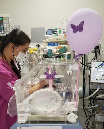 Médica Paula Bumlai neonatologista