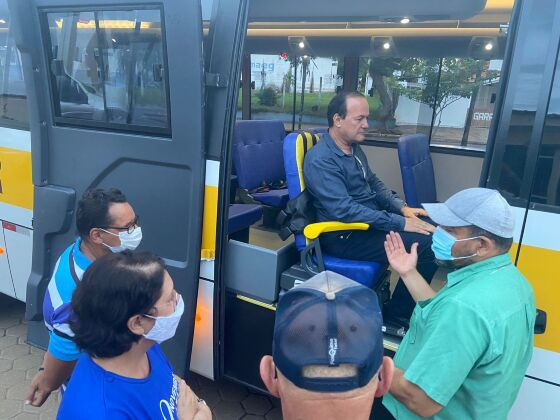 Ônibus 
