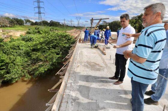 Emanuel ponte Rio Coxipó concretagem 