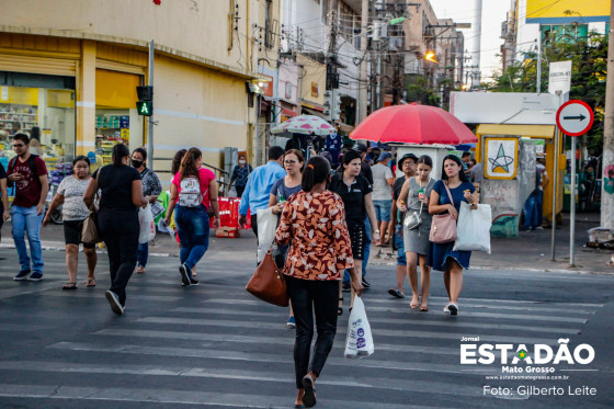 MOVIMENTO COMERCIO ONIBUS VEICULOS TRANSITO (2).jpg