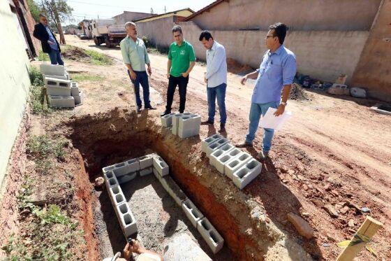 pavimentação asfáltica no bairro Parque Amperco