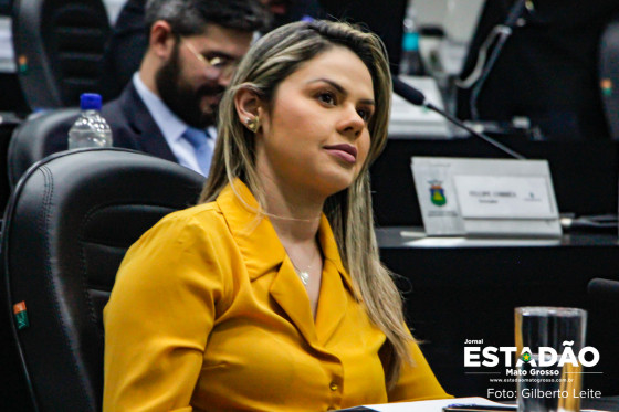A vereadora Michelly Alencar comenta a saída de Lúcia e a chegada de Carmona à Secretaria de Saúde de Cuiabá