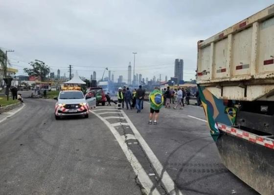 bolsonaristas na pista SC 