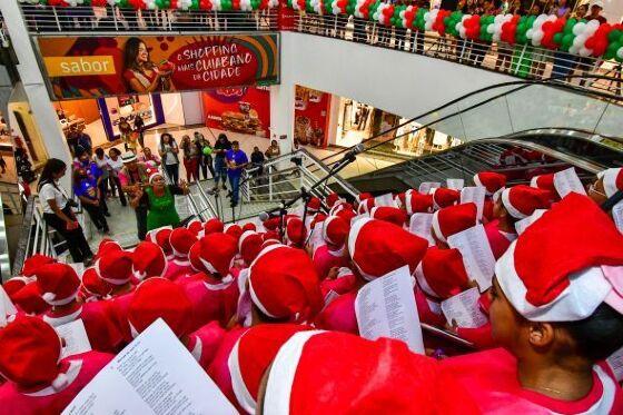 crianças siminina cantata de natal