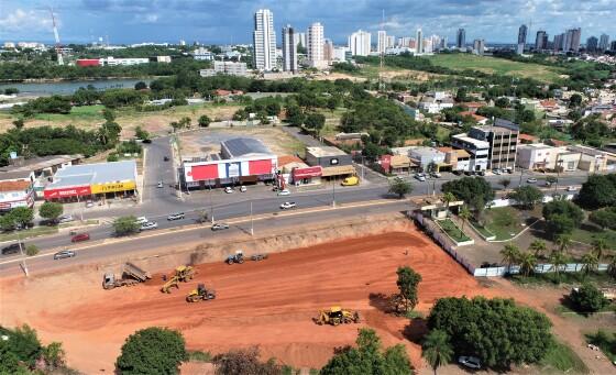 rotatória na Avenida República do Líbano