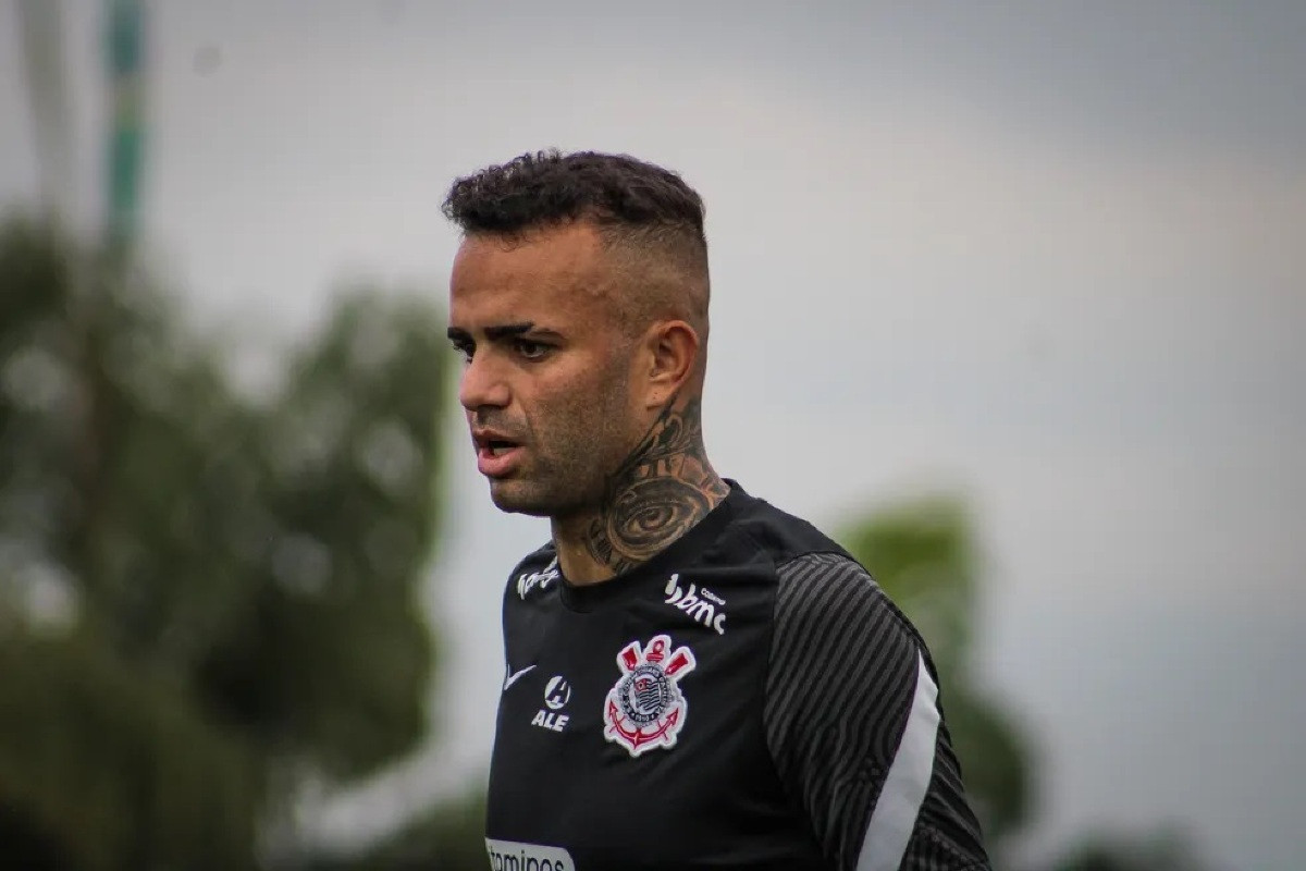 V Deo Mostra Jogador Luan Sendo Agredido Por Torcedores Do Corinthians Em Motel Estad O Mt