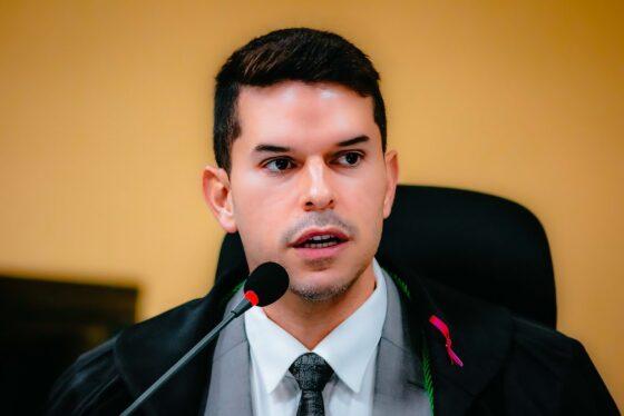 Procurador-geral de Contas Alisson Carvalho de Alencar 