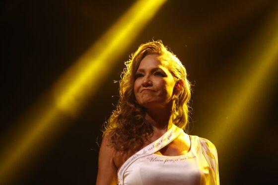 Rita Cássia cantora