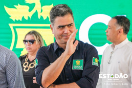 Emanuel Pinheiro está entre os prefeitos mais seguidos nas redes sociais