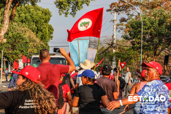 MST OCUPAÇÃO INVASÃO CUT  PROTESTO (2).jpg