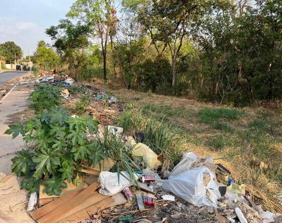 NASCENTE DE RIO LIMPEZA SUJEIRA LIXO URBANO