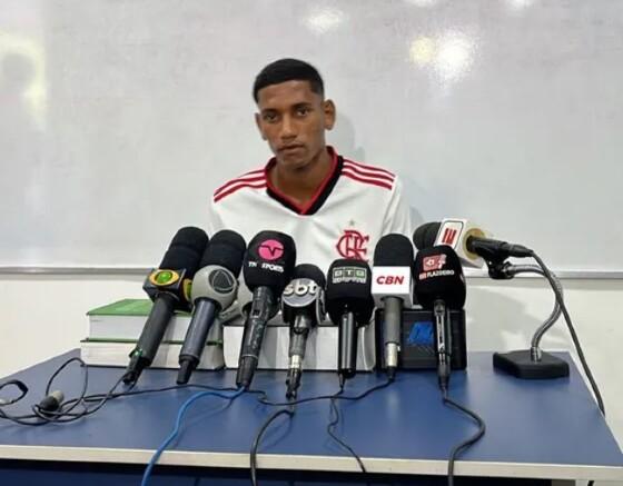 Envolvido em briga com Marcos Braz, Leandro Campos