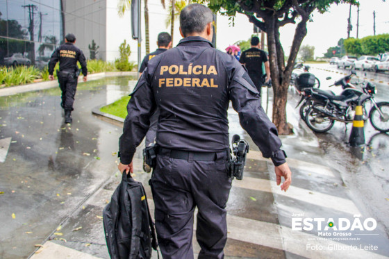Foragido condenado a 19 anos por tráfico internacional é preso em shopping