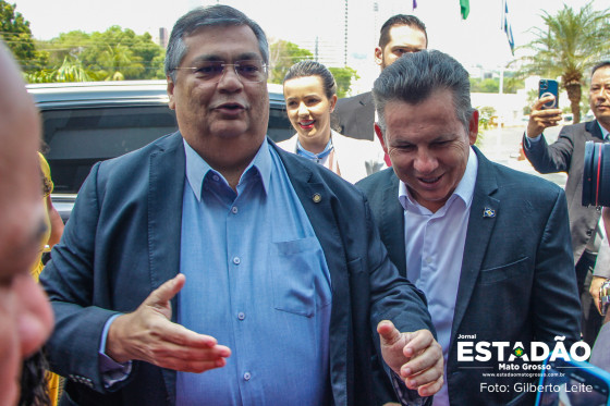 GOVERNADOR MAURO MENDES E FLAVIO DINO (6).jpg