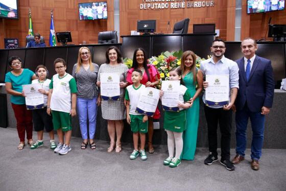 homenagem ALMT desempenho escolas