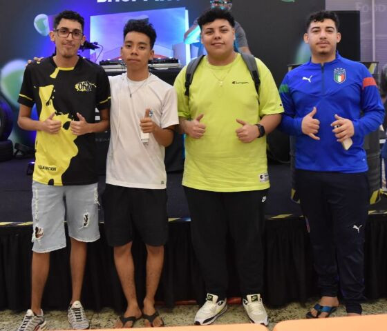 Squad do Santa Isabel