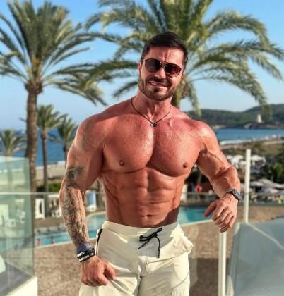 Influencer fitness Renato Cariani