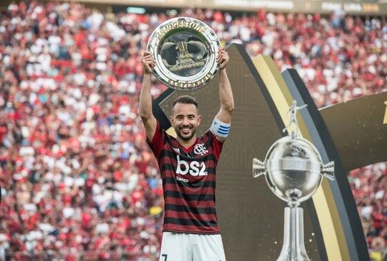 Everton Ribeiro 