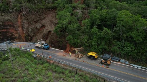 Sinfra inicia trabalho para implantação de telas de contenção na região do Portão do Inferno