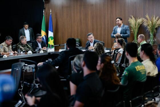 reunião governador ambiente