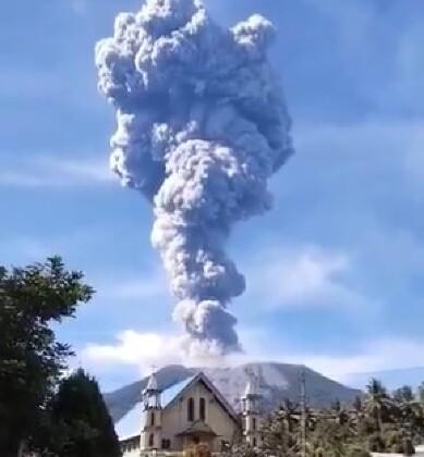 Vulcão Indonésia 