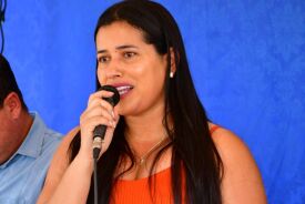 Prefeita de Santo Antônio ganha processo contra professora por danos morais