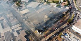 VÍDEOS: Novas imagens mostram incêndio do Shopping Popular de cima