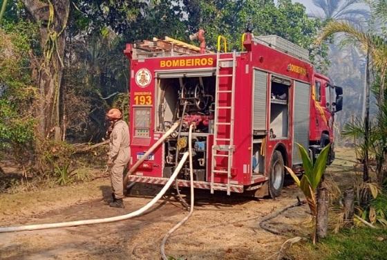 Caminhão Bombeiro 