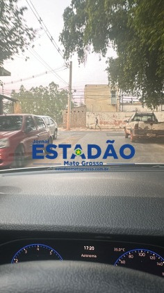 Delegado seguindo advogado suspeito 