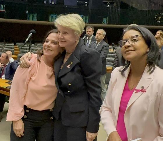 margareth buzetti e gisela simona