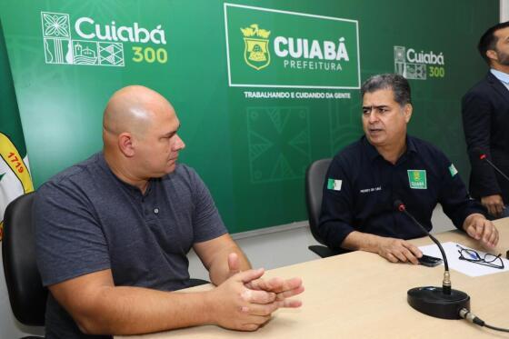 Emanuel defende que deixou gestão organizada, mas foi ignorado pela nova equipe