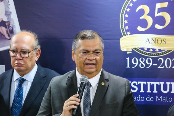 flávio dino na assembleia legislativa de mato grosso