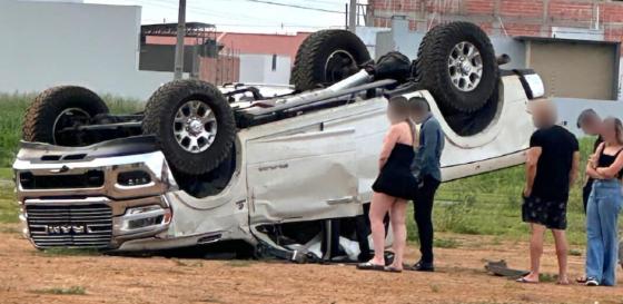 Dodge ram capotada