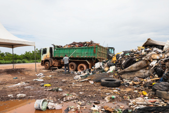 LIXO RECOLHIDO NA ESTRADA DA GUIA